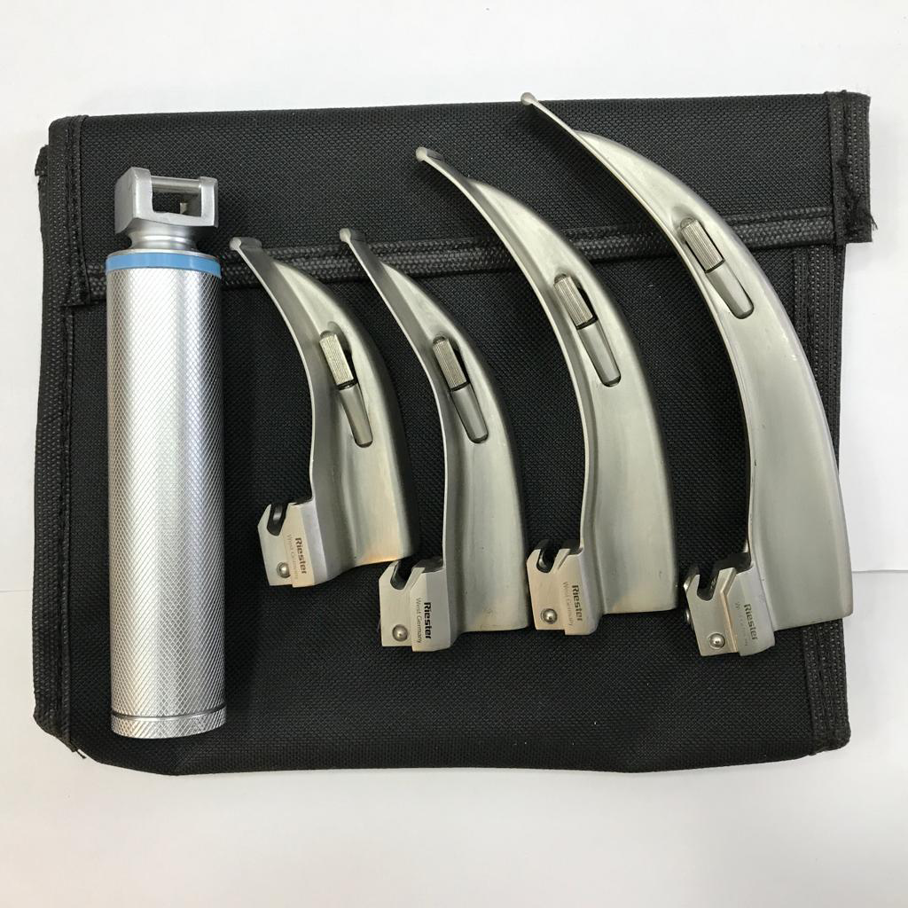 لارنگوسکوپ 4 تیغه