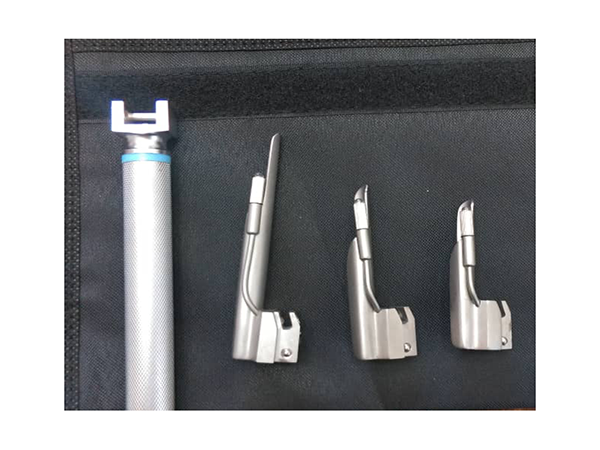 لارنگوسکوپ اطفال 3 تیغه